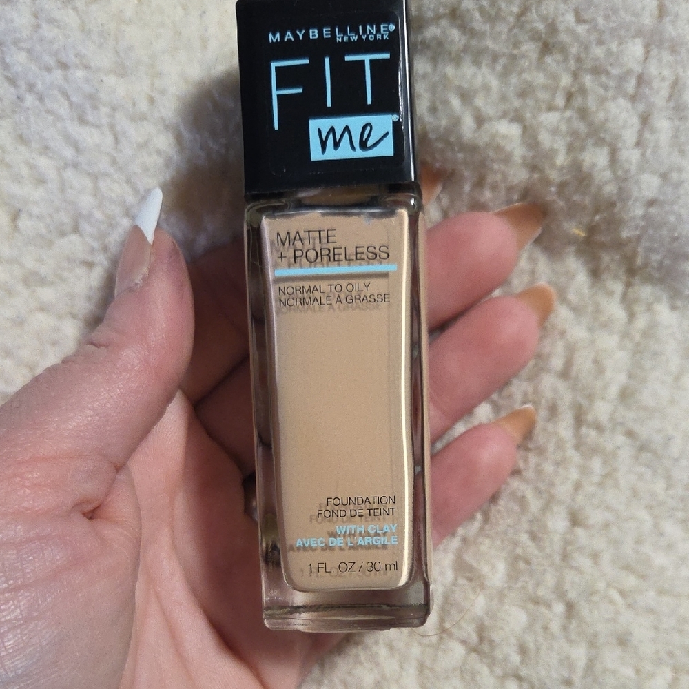 Maybelline Fit Me Matte + Poreless Foundation - Cream